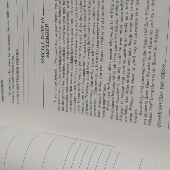 The New School Elementary Librarian's Almanac - Picture 3 of 16